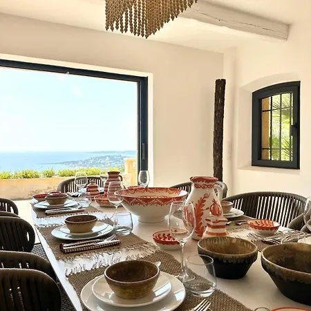 Charming, Elegant, Spacious House In Saint-raphael Apartment