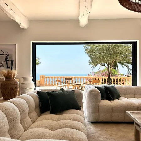 Charming, Elegant, Spacious House In Saint-raphael * Saint-Raphael (Var)