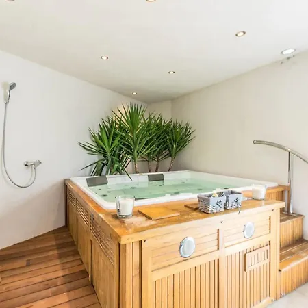 Apartment Charming, Elegant, Spacious House In Saint-raphael Saint-Raphael (Var)