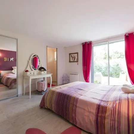 Apartment Charming, Elegant, Spacious House In Saint-raphael